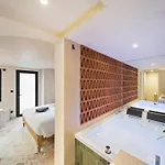 Ξενοδοχείο με διαμερίσματα Pavillon 15 Darcy - Appart-suites Urbaines & Design Ντιζόν