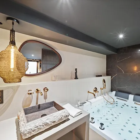 Apartmanhotel Pavillon 15 Darcy - Appart-suites Urbaines & Design 3*