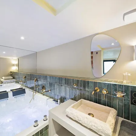 Pavillon 15 Darcy - Appart-suites Urbaines & Design Апарт-отель *