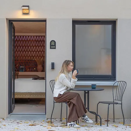 Апарт-отель Pavillon 15 Darcy - Appart-suites Urbaines & Design Дижон