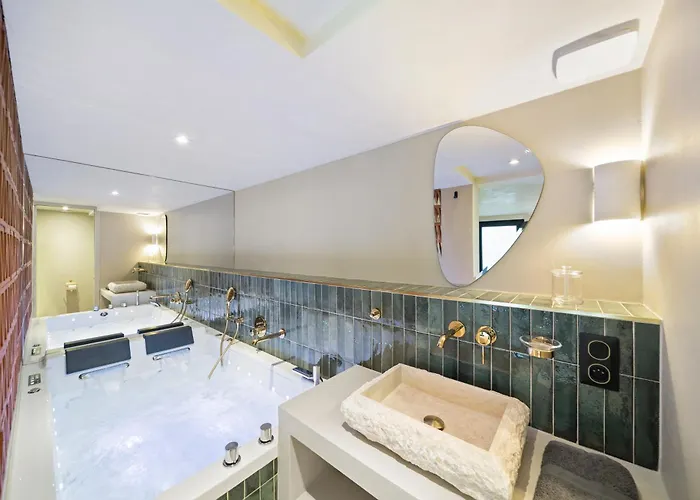 Pavillon 15 Darcy - Appart-suites Urbaines & Design Ξενοδοχείο με διαμερίσματα 3*